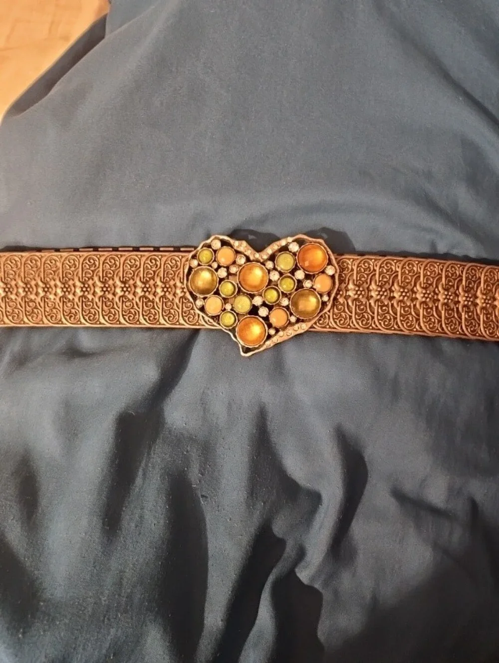 Vintage 80's Pewter Tone Emboss Stretch Fishscale Belt Jewel Buckle Boho